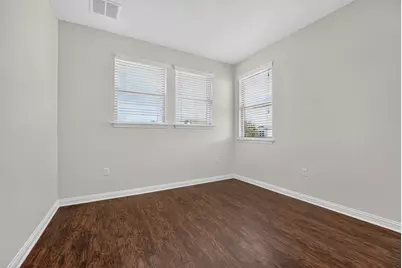 8013 Turnberry Lane, Austin, TX 78744 - Photo 26