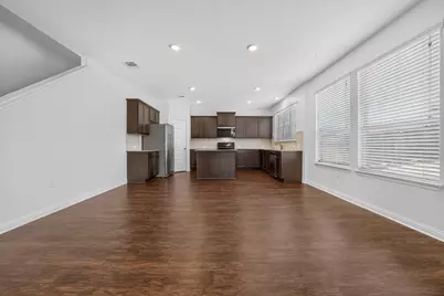 8013 Turnberry Lane, Austin, TX 78744 - Photo 8