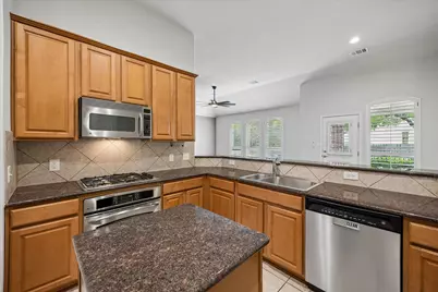 12825 Rush Creek Lane, Austin, TX 78732 - Photo 8