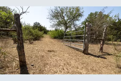 1400 Seminole Trail, Dale, TX 78616 - Photo 32