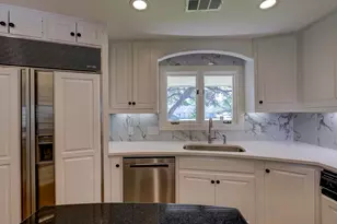 903 Vanguard St, Lakeway, TX 78734 - Photo 16