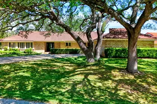 903 Vanguard St, Lakeway, TX 78734 - Photo 2