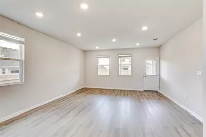 133 Silverleaf Spur, Bastrop, TX 78602 - Photo 6