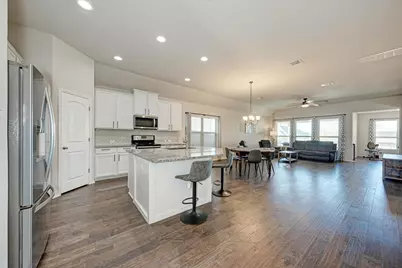 136 Finley Street, Hutto, TX 78634 - Photo 6