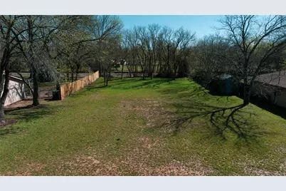 411 Persimmon Street, Bastrop, TX 78602 - Photo 1