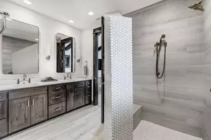 19404 Bold Venture Dr, Spicewood, TX 78669 - Photo 20