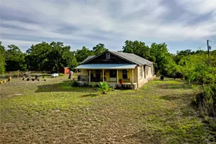 120 James Hoskins Ln, Cedar Creek, TX 78612 - Photo 1