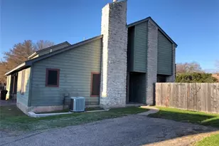 1701 Horseshoe Cir, Round Rock, TX 78681 - Photo 1