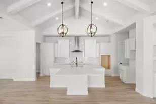 132 Meadow Beauty Ln, Georgetown, TX 78633 - Photo 6