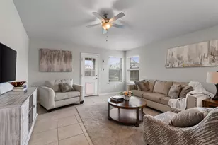 12410 Amber Lynn Path, Manor, TX 78653 - Photo 6