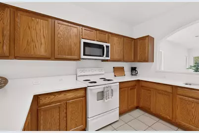 11607 Lapoynor Street, Manor, TX 78653 - Photo 8