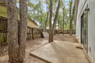 12202 Dundee Dr, Austin, TX 78759 - Photo 18