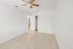 12202 Dundee Dr, Austin, TX 78759 - Photo 12