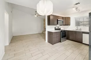 12202 Dundee Dr, Austin, TX 78759 - Photo 10
