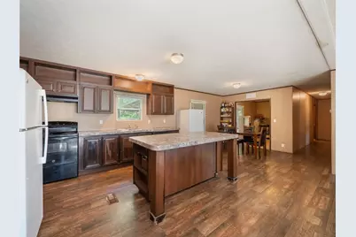 142 Hidden Oaks Loop, Elgin, TX 78621 - Photo 8