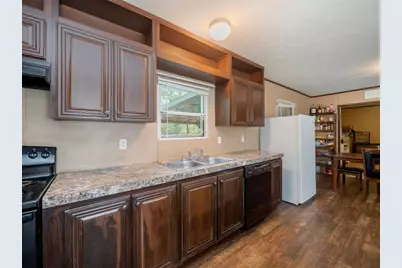 142 Hidden Oaks Loop, Elgin, TX 78621 - Photo 10