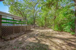 142 Hidden Oaks Loop, Elgin, TX 78621 - Photo 28