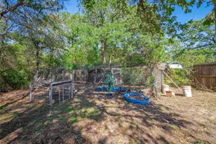 142 Hidden Oaks Loop, Elgin, TX 78621 - Photo 38