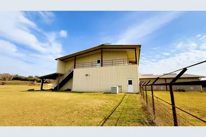 531 Highway 71 W, Smithville, TX 78957 - Photo 16