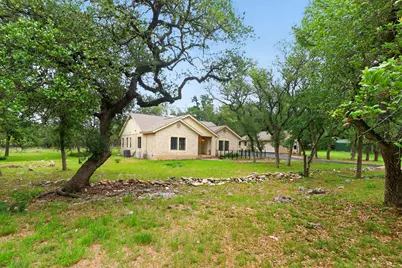 128 Mockingbird Lane, Georgetown, TX 78633 - Photo 4