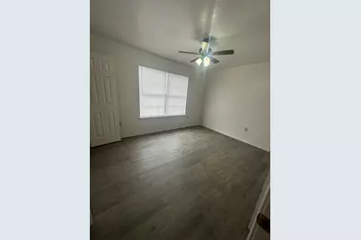 401-B Ave T Avenue T, Marble Falls, TX 78654 - Photo 6