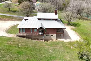 398 Redbird Ln, Kingsbury, TX 78638 - Photo 1