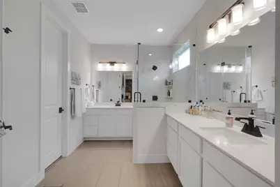 8806 Bestride Bend, Austin, TX 78744 - Photo 14