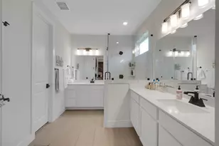 8806 Bestride Bend, Austin, TX 78744 - Photo 16