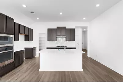 13801 Tucker Hedge Pass, Elgin, TX 78621 - Photo 12