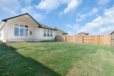 13801 Tucker Hedge Pass, Elgin, TX 78621 - Photo 18