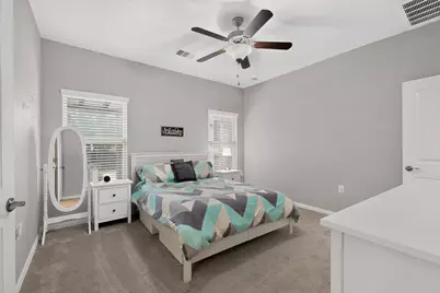 6901 Vail Ridge Street, Austin, TX 78744 - Photo 14