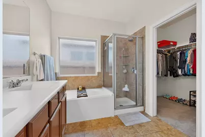 6901 Vail Ridge Street, Austin, TX 78744 - Photo 18