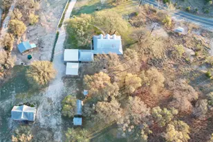 24415 Singleton Bend Road E, Marble Falls, TX 78654 - Photo 4