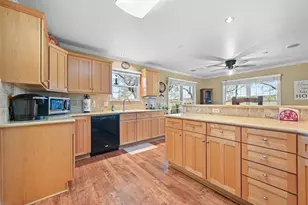 24415 Singleton Bend Road E, Marble Falls, TX 78654 - Photo 18