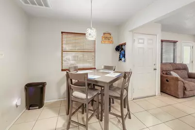 9901 Parliament House Road, Austin, TX 78729 - Photo 12