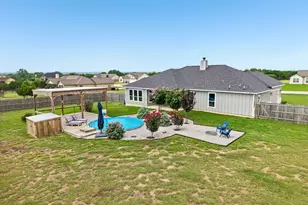 109 Silverado Dr, Bertram, TX 78605 - Photo 36