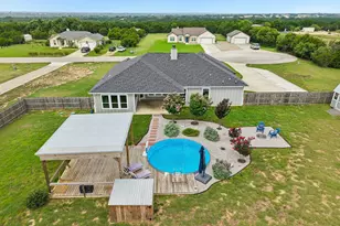 109 Silverado Dr, Bertram, TX 78605 - Photo 2