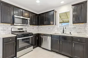 5008 Irvine Ln, Del Valle, TX 78617 - Photo 8
