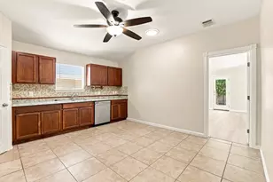 338 Oxford Dr, Kyle, TX 78640 - Photo 6