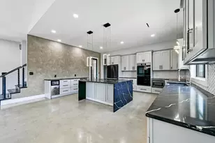 304 Spring Hollow Dr, Bertram, TX 78605 - Photo 4