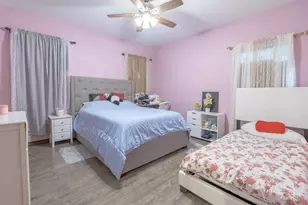 319 Lonesome Dove Dr, Cedar Creek, TX 78612 - Photo 32