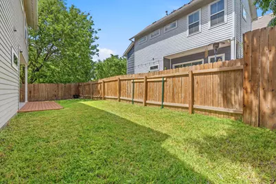 2000 E 18th Street #B, Austin, TX 78702 - Photo 28