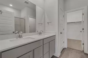 130 Hornet St, Elgin, TX 78621 - Photo 8