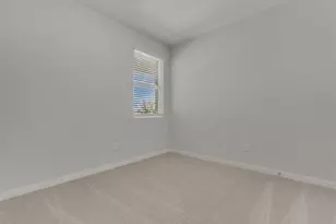 130 Hornet St, Elgin, TX 78621 - Photo 4