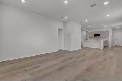 130 Hornet Street, Elgin, TX 78621 - Photo 10