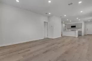 130 Hornet St, Elgin, TX 78621 - Photo 10