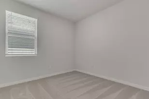 130 Hornet St, Elgin, TX 78621 - Photo 12