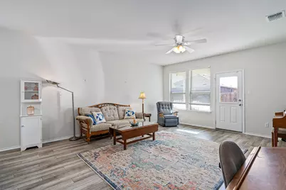 160 Gunther Way, Taylor, TX 76574 - Photo 10