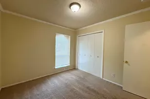 5905 Burrough Dr, Austin, TX 78745 - Photo 20