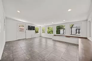 6912 Langston Dr, Austin, TX 78723 - Photo 8